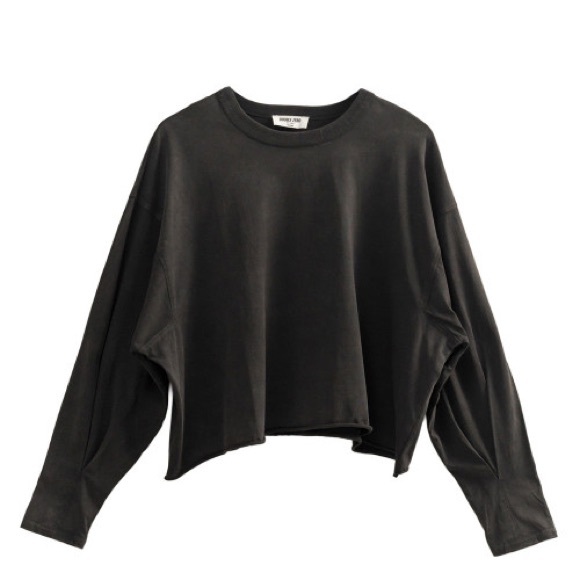 Double Zero Tops - NWOT SIZE L Double Zero Charcoal Cropped Sweatshirt